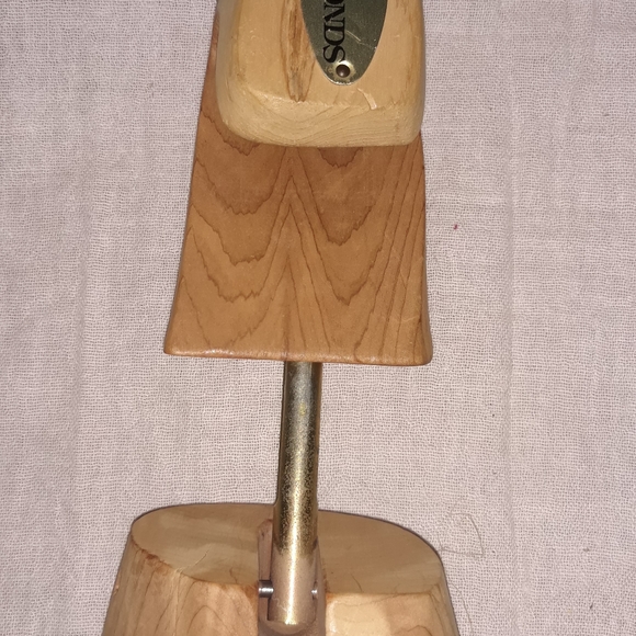 Allen Edmonds Cedar Full Toe Large Shoe Tree - Picture 5 of 12